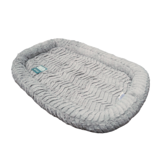 Pup & Purr Huxley Cat and Dog Plush Bed